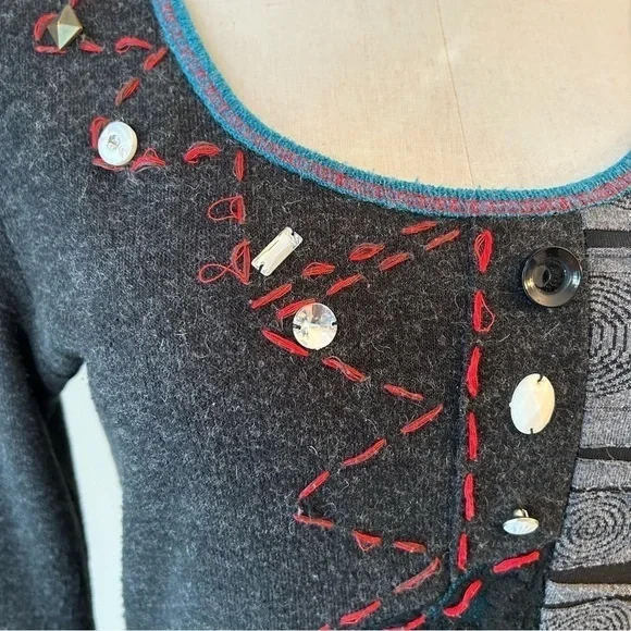 Point Zero Tunic Sweater/Medium - Picture 9 of 9